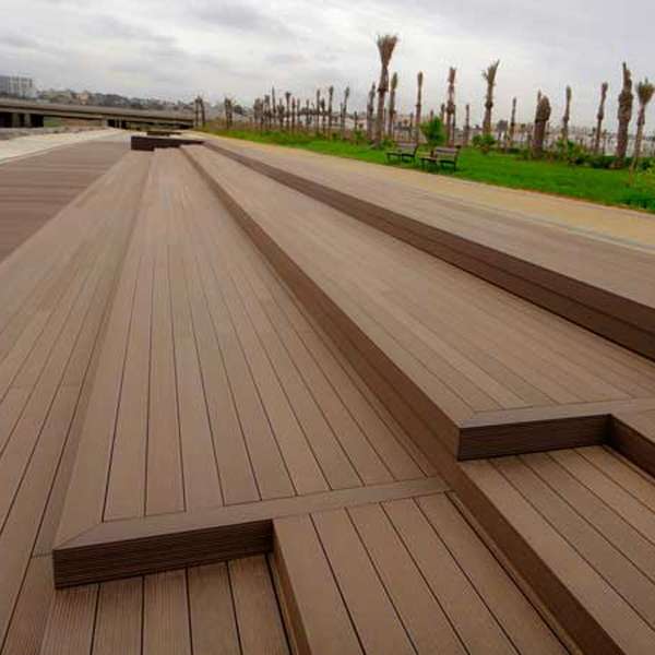 DeckingH5-710x575