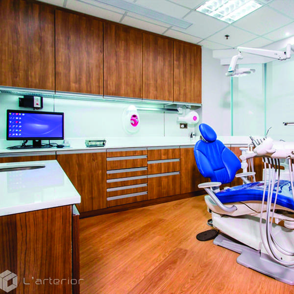 Dental Clinic retouch 01