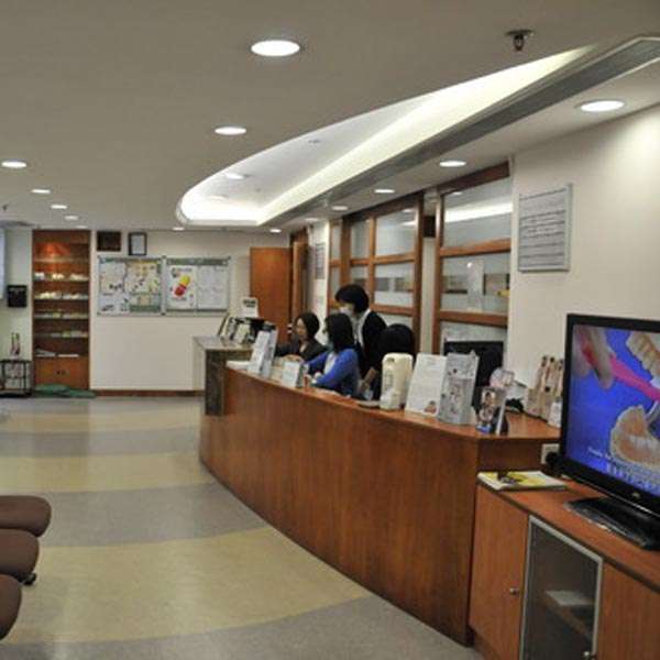 Dental Clinic retouch 01