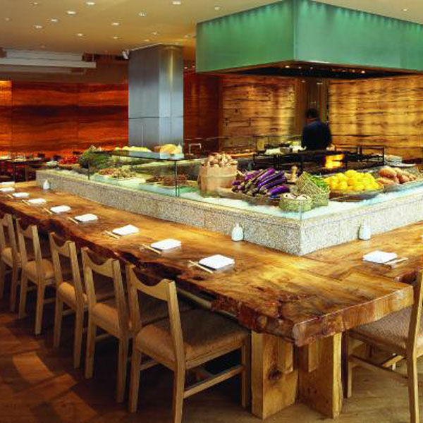 Cafeina-café-interior-design-wood-accents