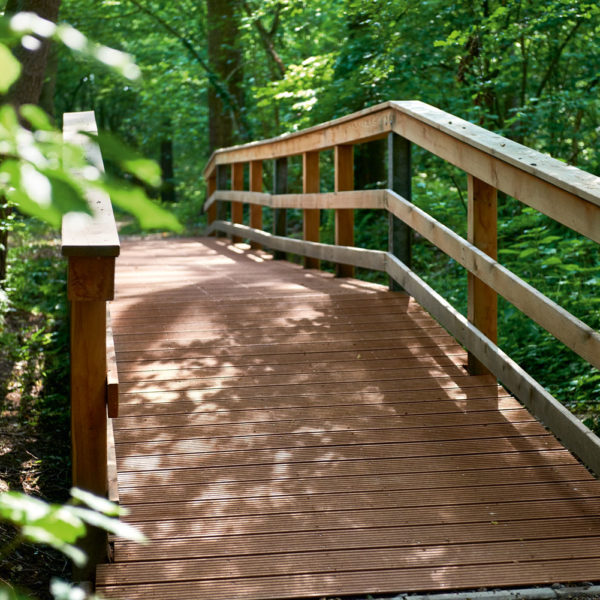 wooden-walkway-ideas