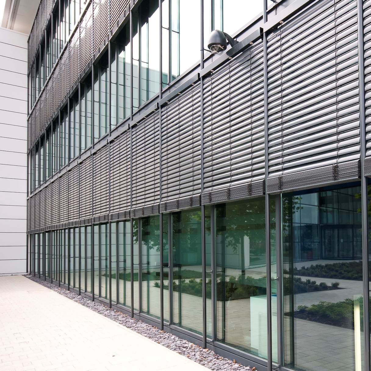 Roman-Blinds-Dubai-9-495x400