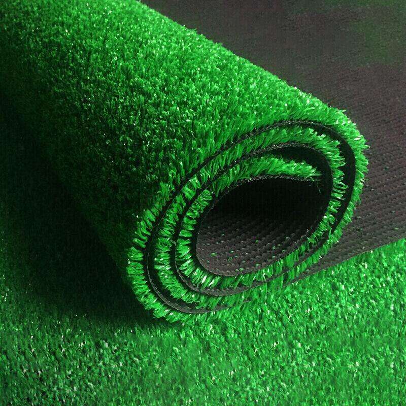 best-artificial-grass-for-backyard-2