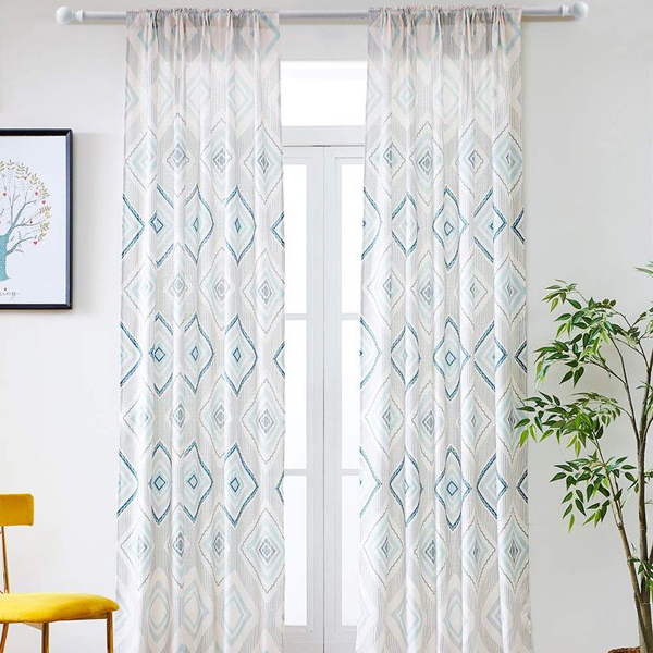 Country-style-window-curtains-with-floral-patterns-can-decorate-your-room