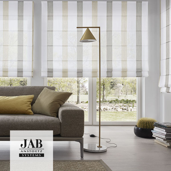 Roman-Blinds-Dubai-9-495x400