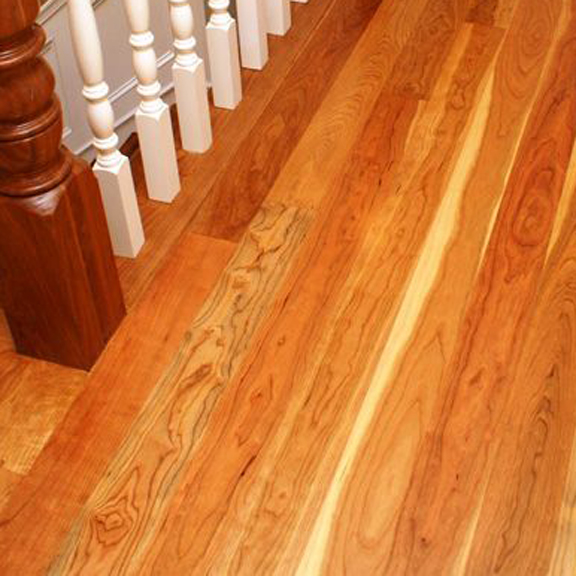 american-cherry-wood-floor-in-living-room1